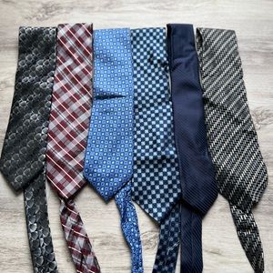 Dress tie bundle.